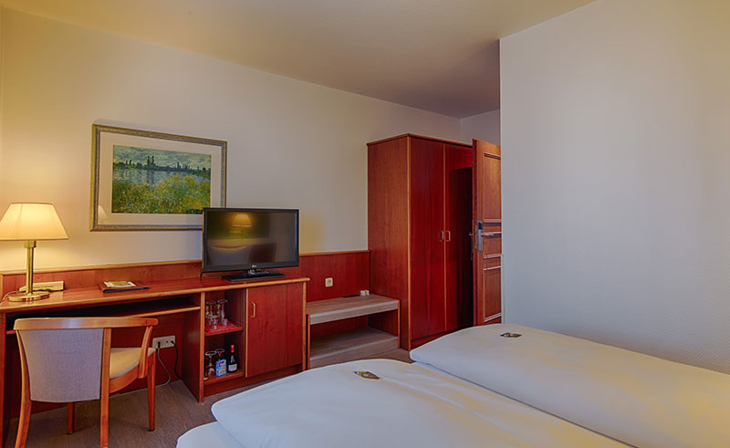 Doppelzimmer mit Frühstück im Hotel Bernburg